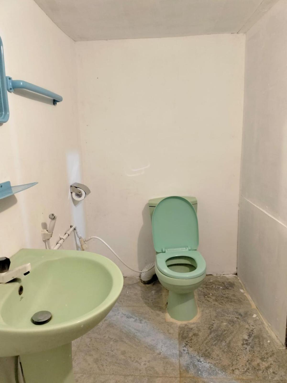 הוסטל ארוגם Costels Arugambay חדר תמונה